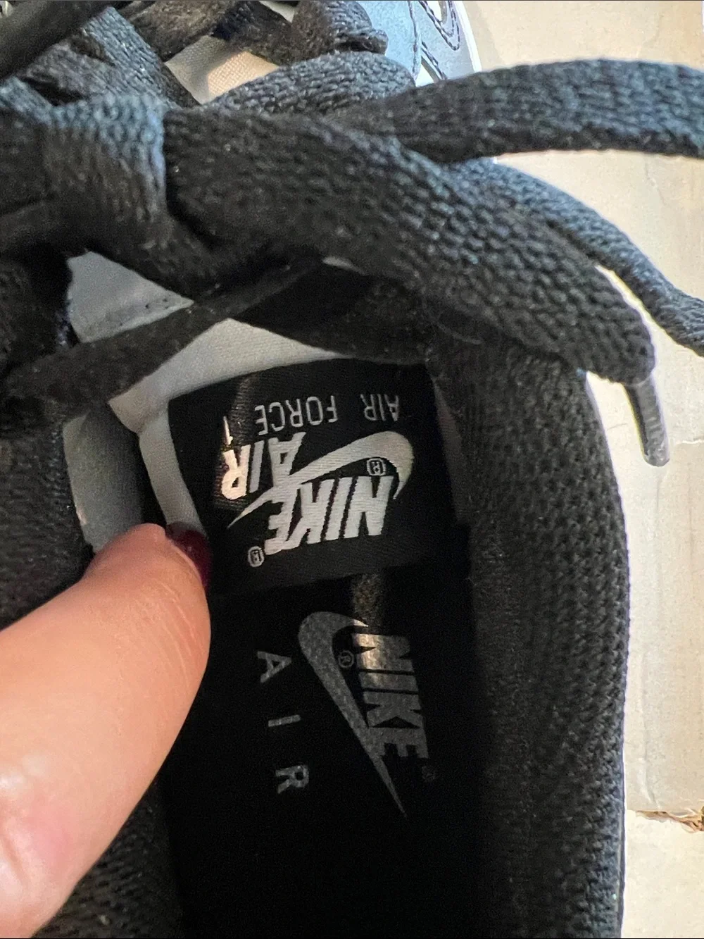 Nike Air Force 1 Black & White